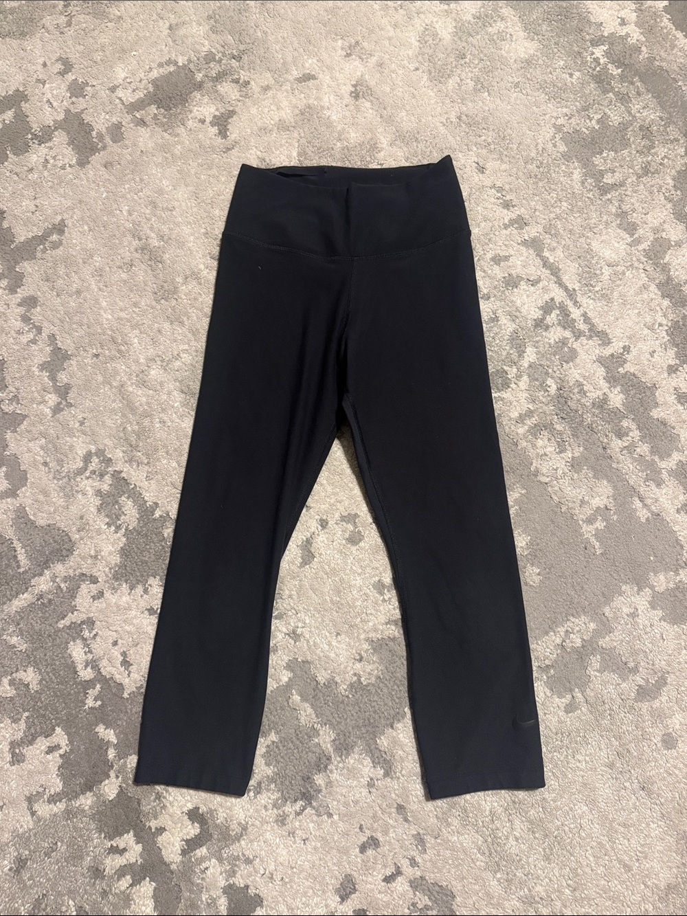 Nike Black Women's High-Rise Leggings